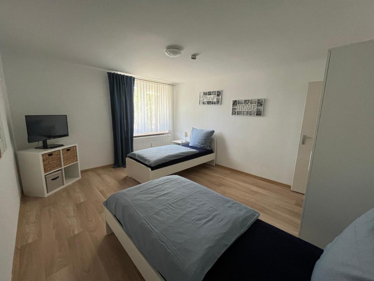 Wilhelmsdorf Ferienwohnung Bergstrasse מראה חיצוני תמונה